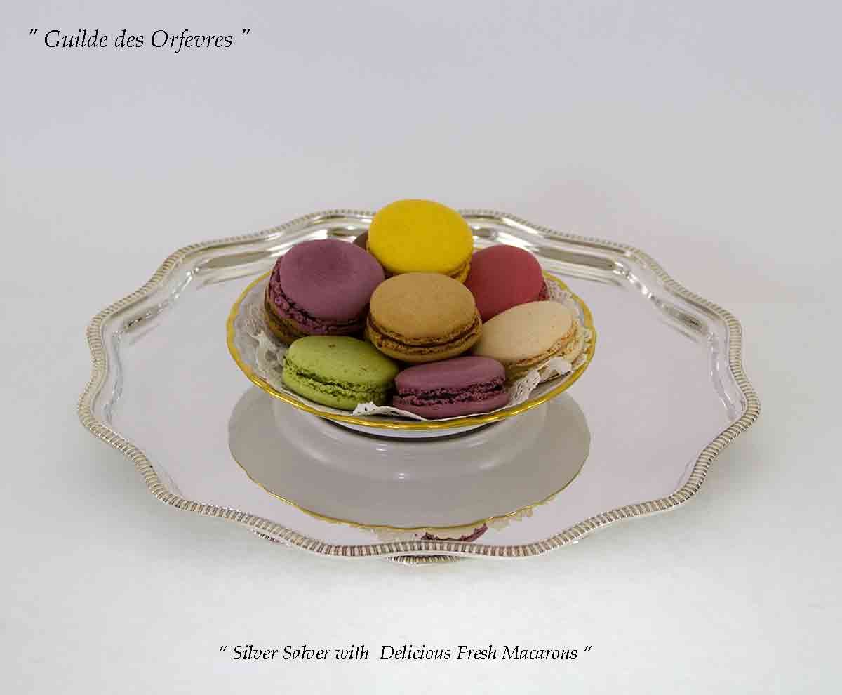 Set of 4 Silver Salvers Scalloped Edge, Gadroon Set of 4 Silver Salvers Scalloped Edge, Gadroon