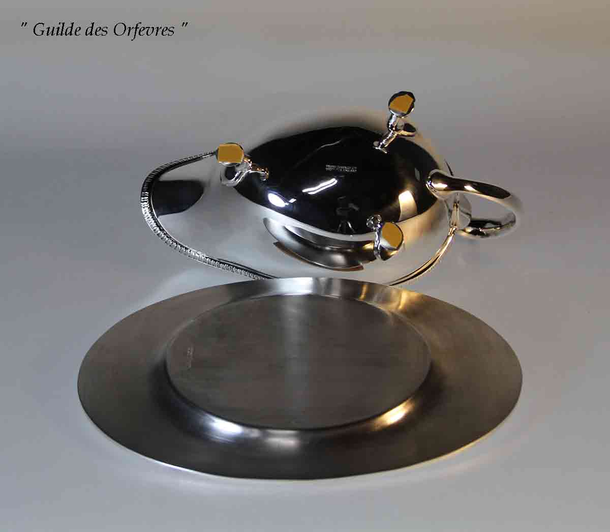 Royal Suite of 15 Matching Dinner service, French Gadroon Royal Suite of 15 Matching Dinner service, French Gadroon