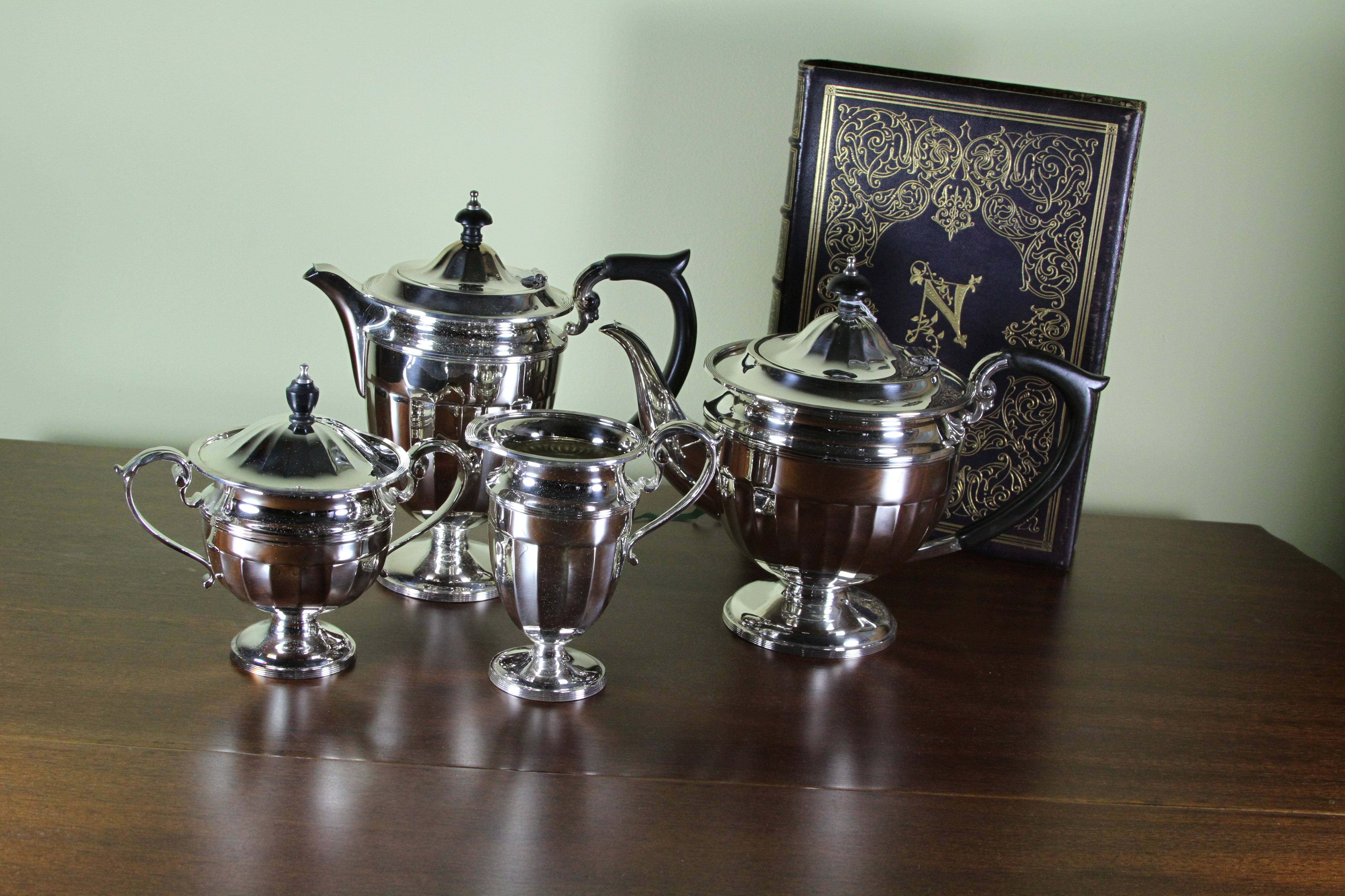 Silver Tea & Coffee Set, Hepple White Silver Tea & Coffee Set, Hepple White