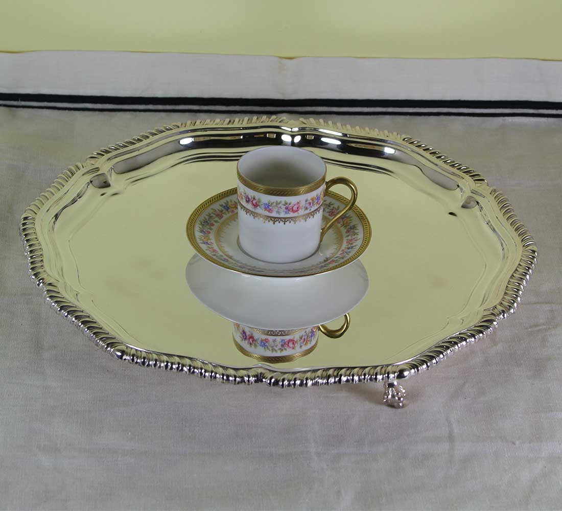 Silver Shaped Gadroon Salver with Feet Silver Shaped Gadroon Salver with Feet