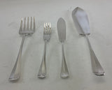 A Set of Fish Fish Eaters & Fish Servers, 26 pieces, Rattail.