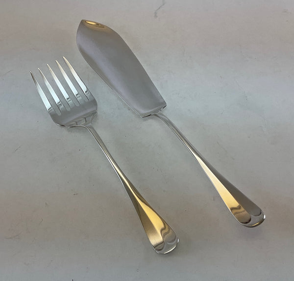 The Finest, Silver Plated Pair Fish Servers, Fish Serving Fork & Fish Serving Knife, Rattail .