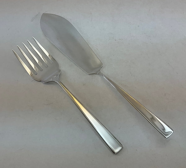The Finest, Silver Plated Pair Fish Servers, Fish Serving Fork & Fish Serving Knife, Leighton.