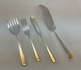 A Set of Fish Fish Eaters & Fish Servers, 26 pieces, Leighton.