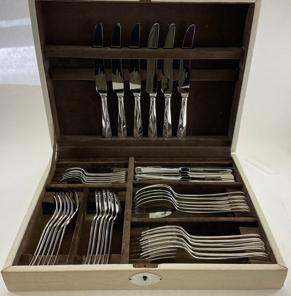 Silver Set 6- Seven Piece Place-Setting, 42 Pieces Rattail.
