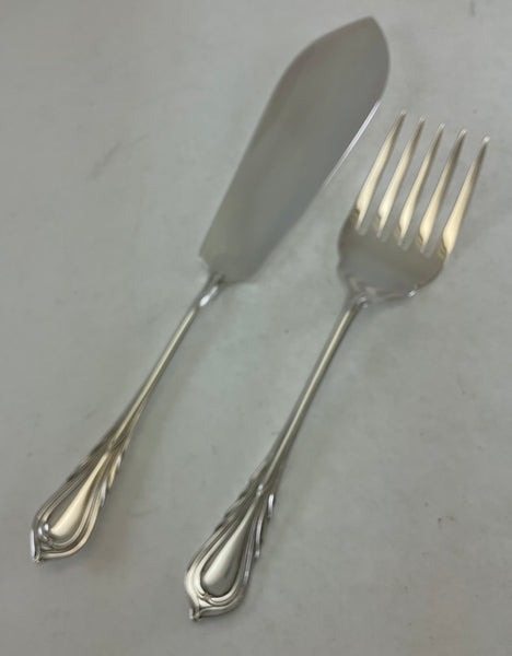 Silver Plated Pair Fish Servers, Fish Serving Fork & Fish Serving Knife, Lily.