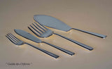 A Set of Fish Fish Eaters & Fish Servers, 26 pieces, Leighton.