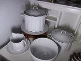 A Set of 29 Pieces Exquisite Porcelain White, Called  White Gold