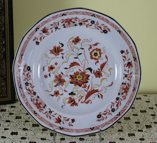 Collectors European Dinner Plate, Far Eastern Decoration, Reddish Tones