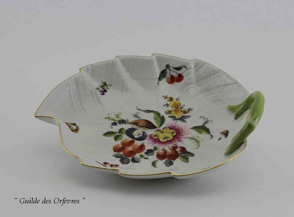 Wonderful Set of 5 Hand-Painted Large Leaf Shaped Dish with Fruit Decoration