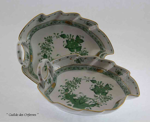 Exquisite Pair of Hand-Painted Leaf Shaped Dish with Fleurs des Indes Green Decoration