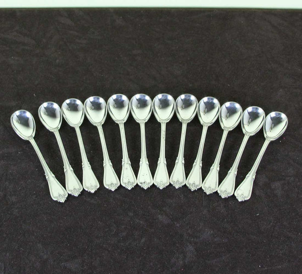 Vintage Elegant Set of 12 Silver Plated Ice Cream Spoons