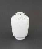 KPM Hand-Crafted Halle Tee Vase with Applied White Flowers