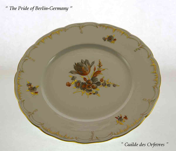 KPM Collector’s Dinner Plate with flowers in black plumb painting