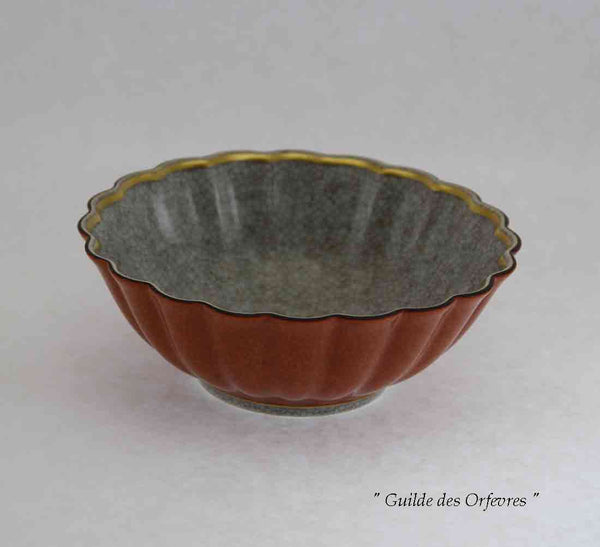 Royal Copenhagen Round Fluted Bowl, Craquelé